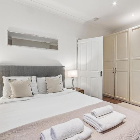 Stunning 2Bed 2Bath Apt In Earls Court Sleeps Six London Exterior photo