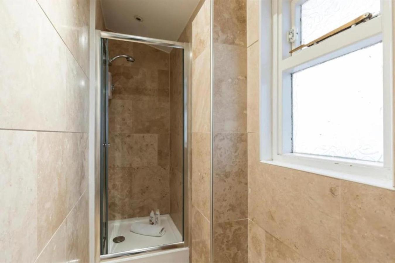 Stunning 2Bed 2Bath Apt In Earls Court Sleeps Six London Exterior photo