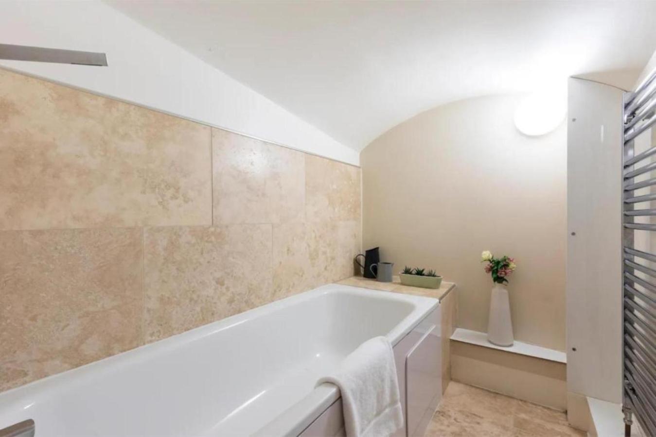 Stunning 2Bed 2Bath Apt In Earls Court Sleeps Six London Exterior photo