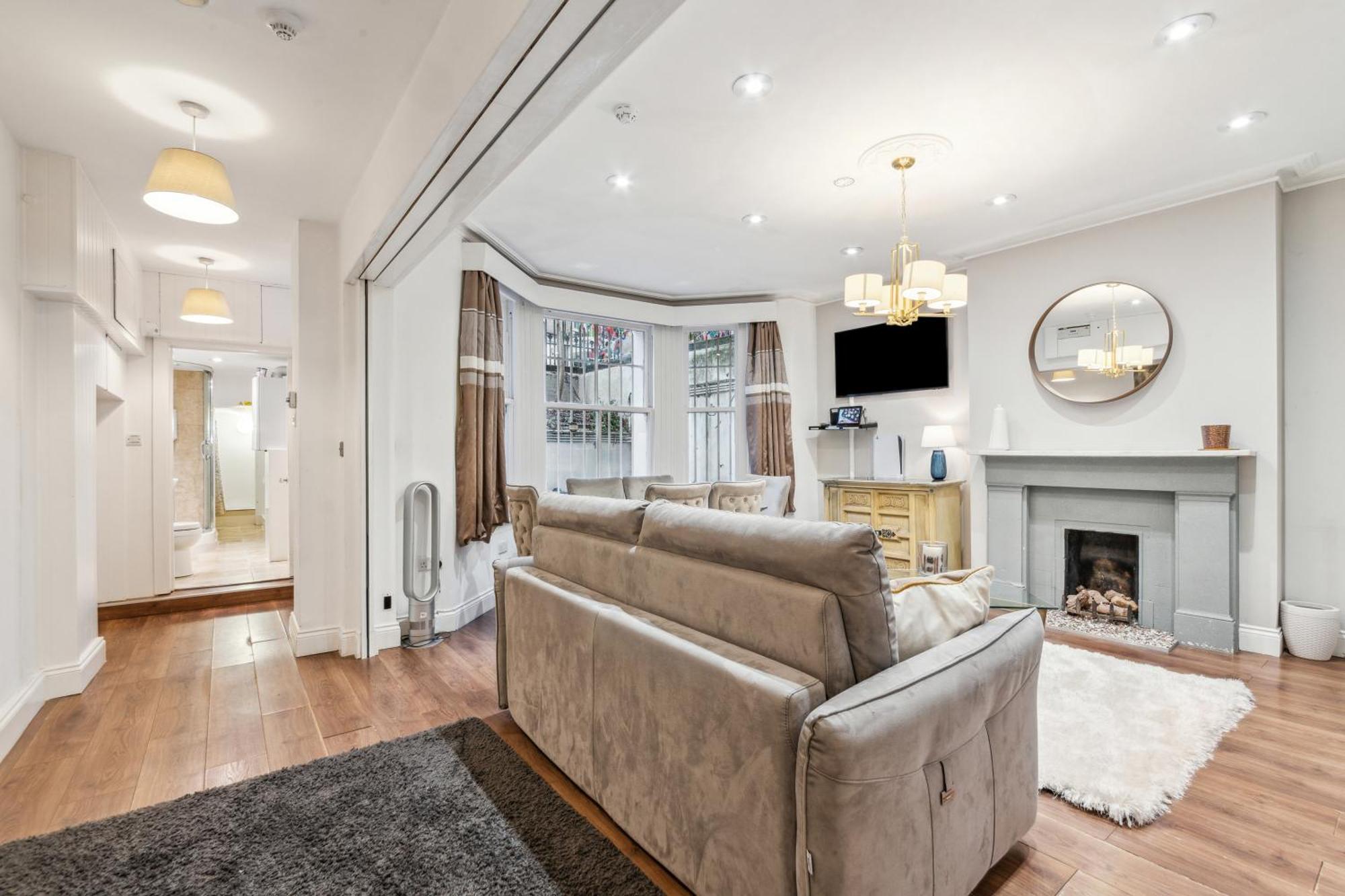 Stunning 2Bed 2Bath Apt In Earls Court Sleeps Six London Exterior photo